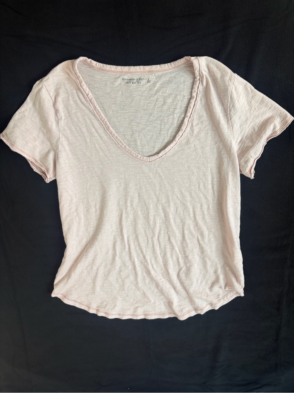 Abercrombie & Fitch Light Pink V-Neck Short Sleeve Tee‎